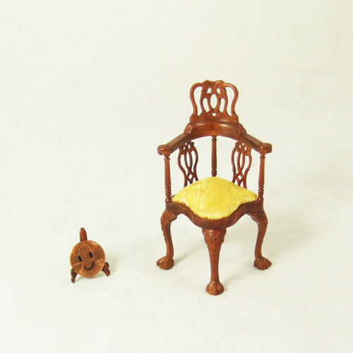 8057-03, Walnut Corner Chair - 1" scale